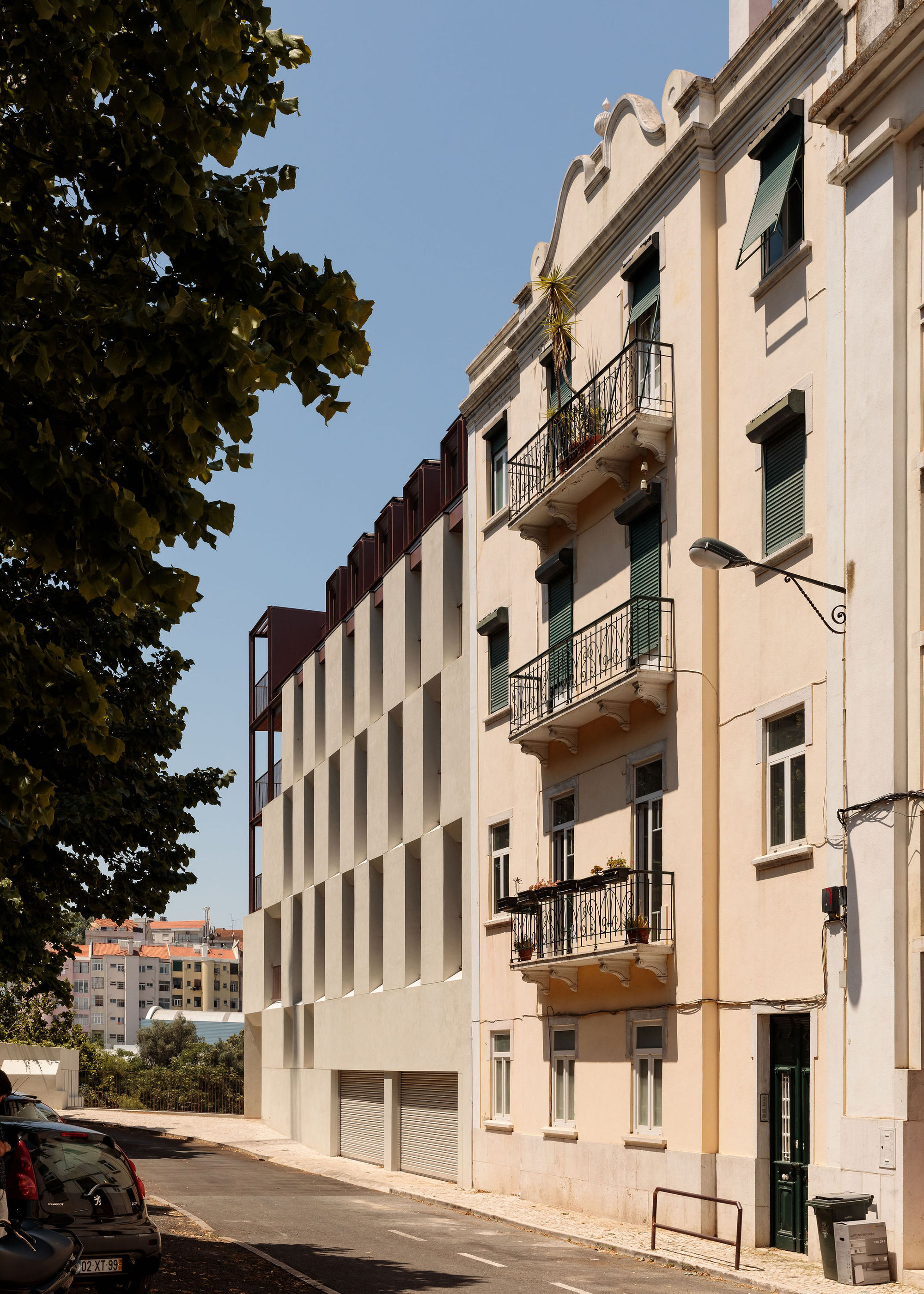 Residential Building by the Aqueduct / António Costa Lima Arquitectos-9