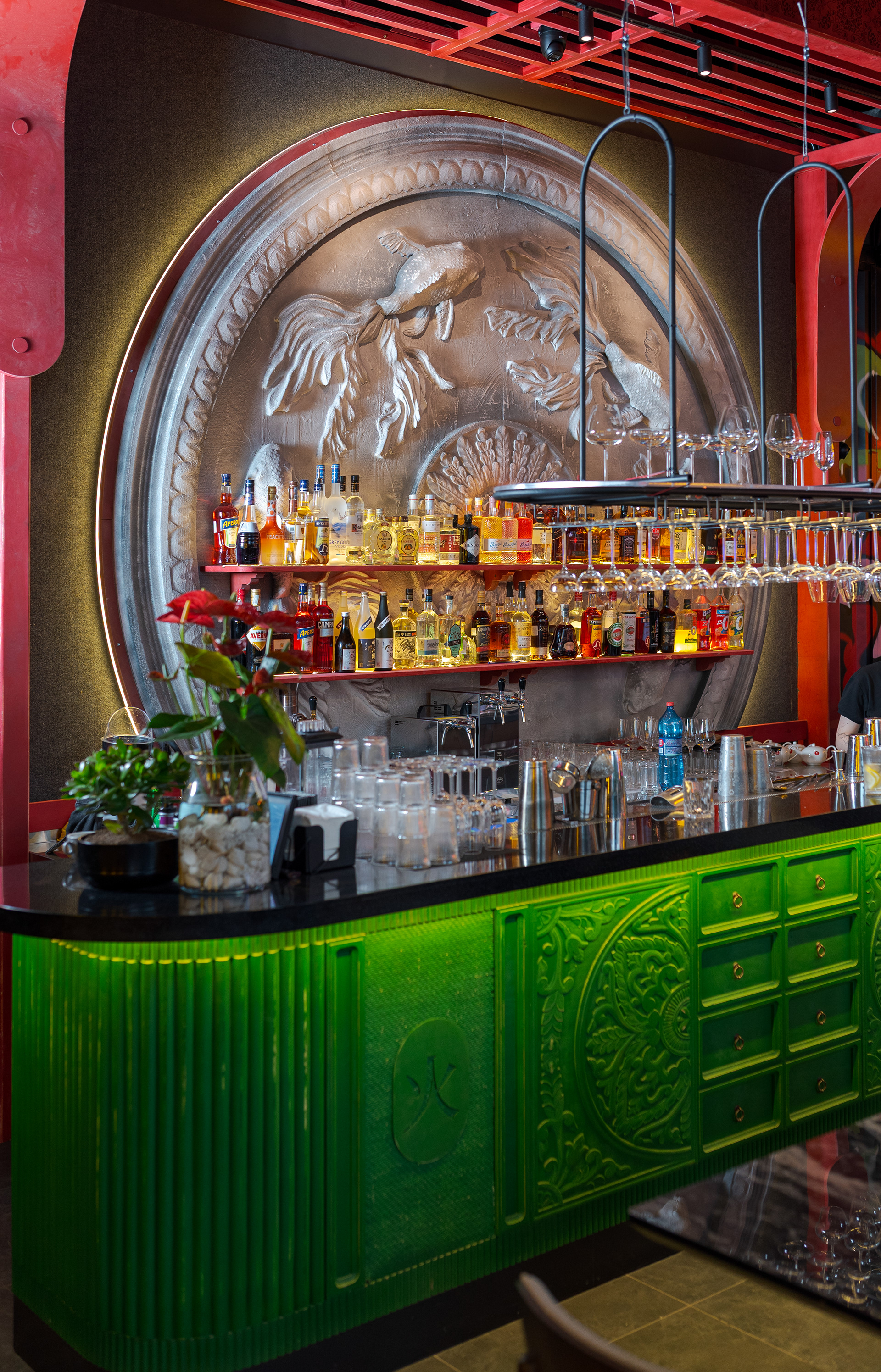 蒂米什瓦拉的《干杯》
注:Chin Chin常见有干杯之意,Timișoara是罗马尼亚城市蒂米什瓦拉这里推测CHIN CHIN是一个特定名称,可能是歌曲、作品之类的,整体也许是蒂米什瓦拉相关的《干杯》项目等,需结合具体语境进一步确认其指代 -13