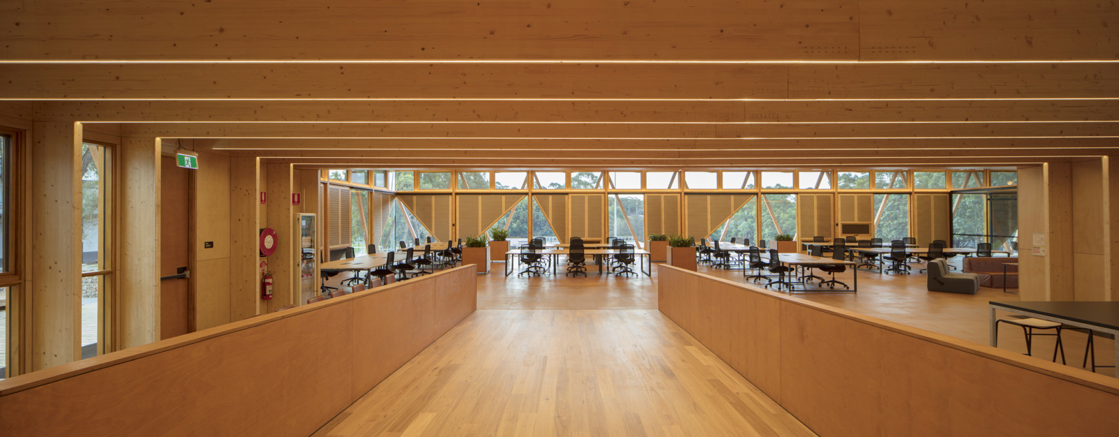 Macquarie University Incubator·现代创新孵化器-16