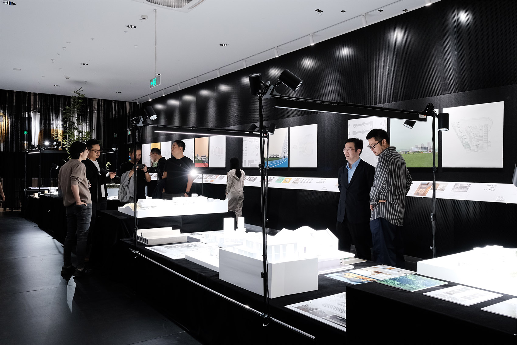 “半场”第四场展览《非作而做·当态度成形》丨中国北京丨也似建筑,青亭建筑-22