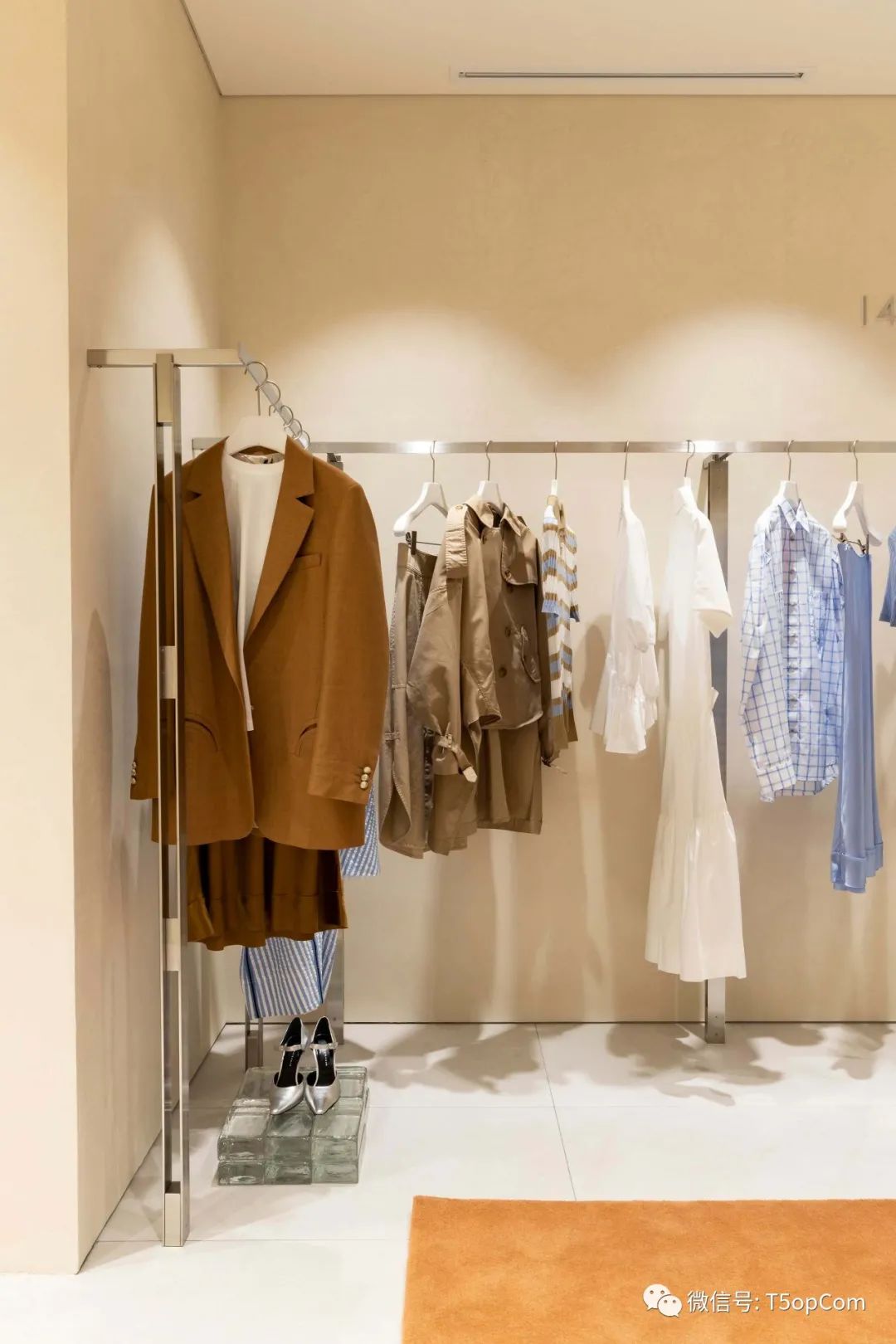 首尔 37 平方小型女装店 1423 Naive Water丨韩国首尔-20