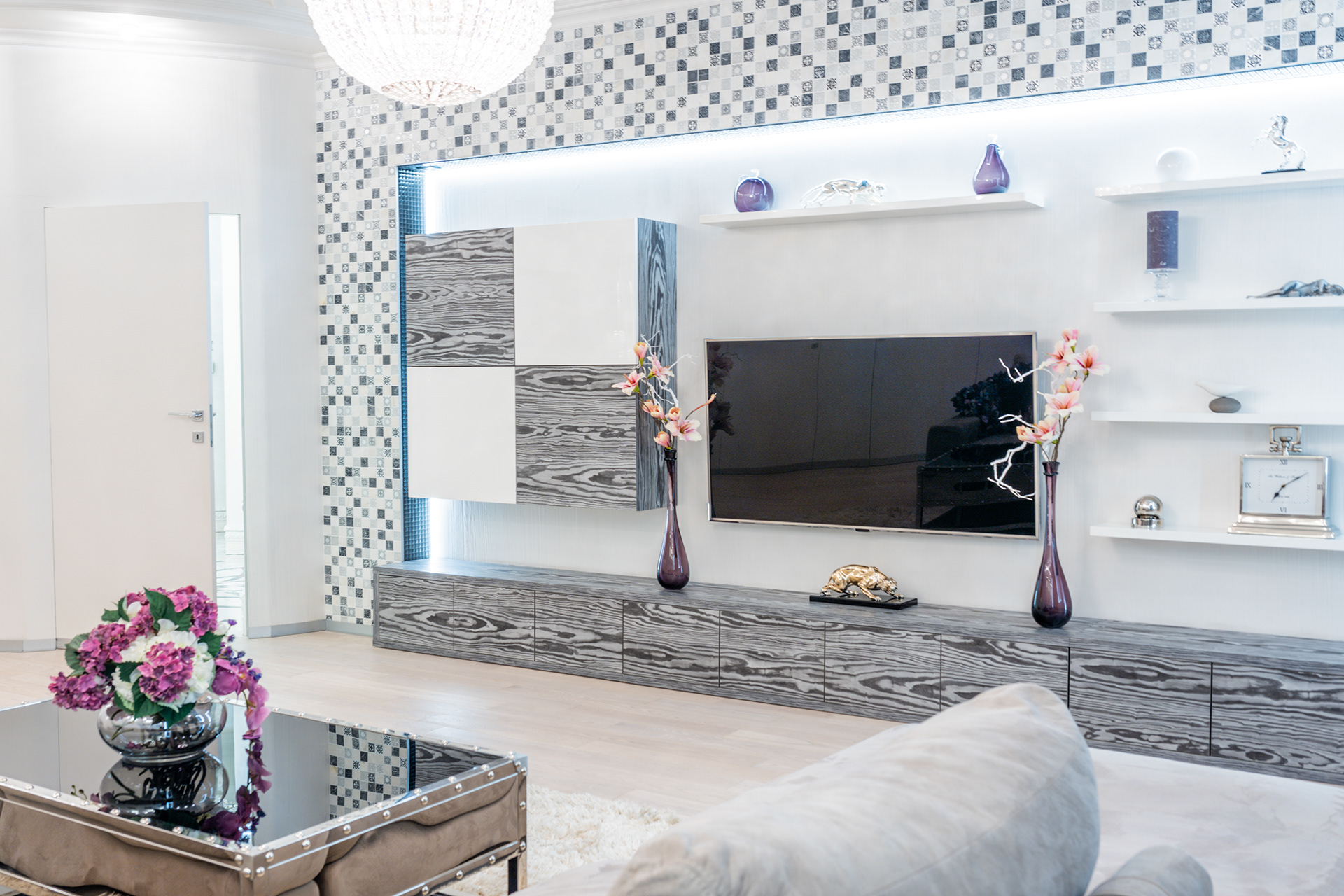 Novopechersʹki Lypky, Kyiv, 2020-3