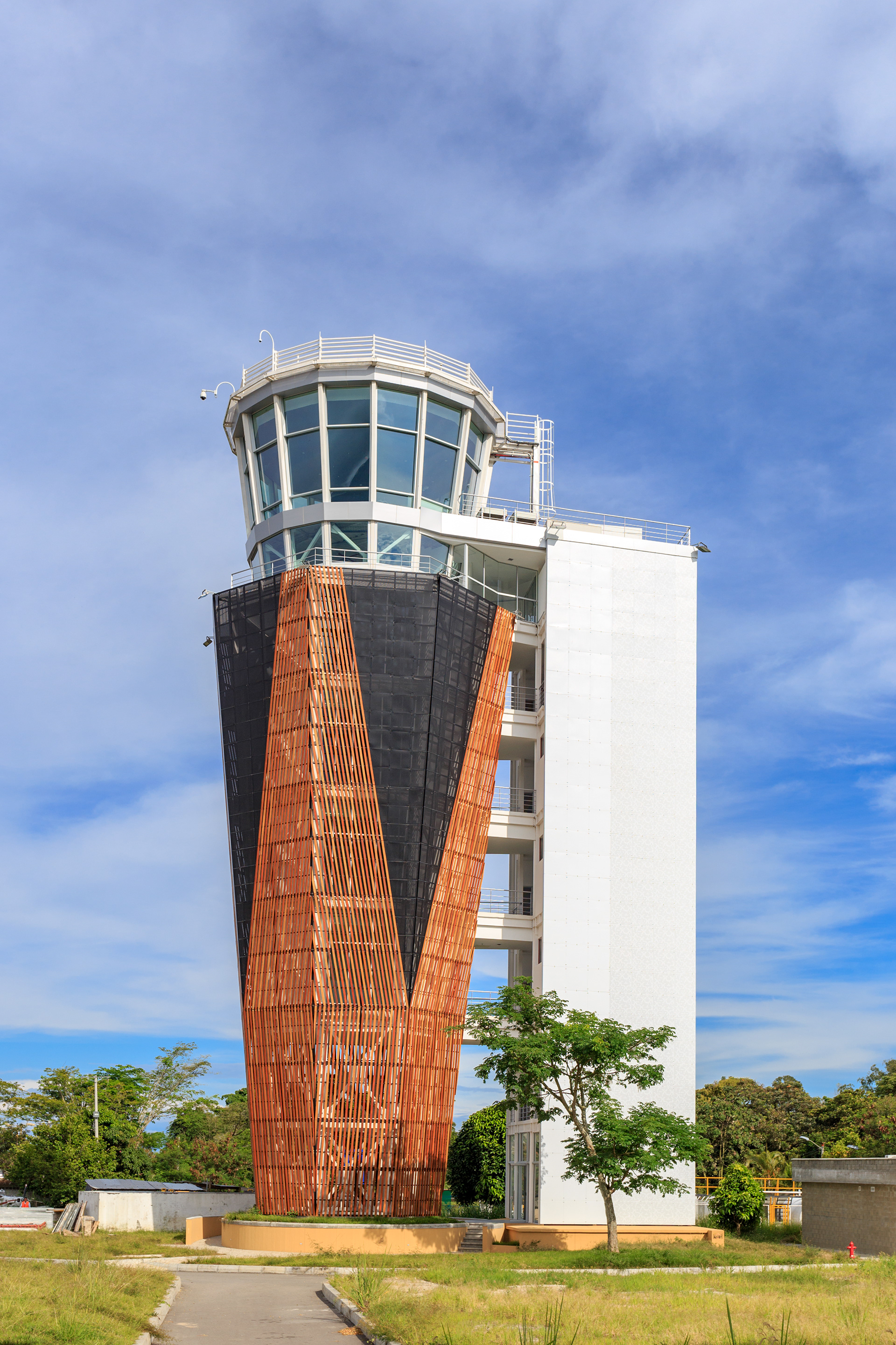 Perales Airport Ibague / DDA-3