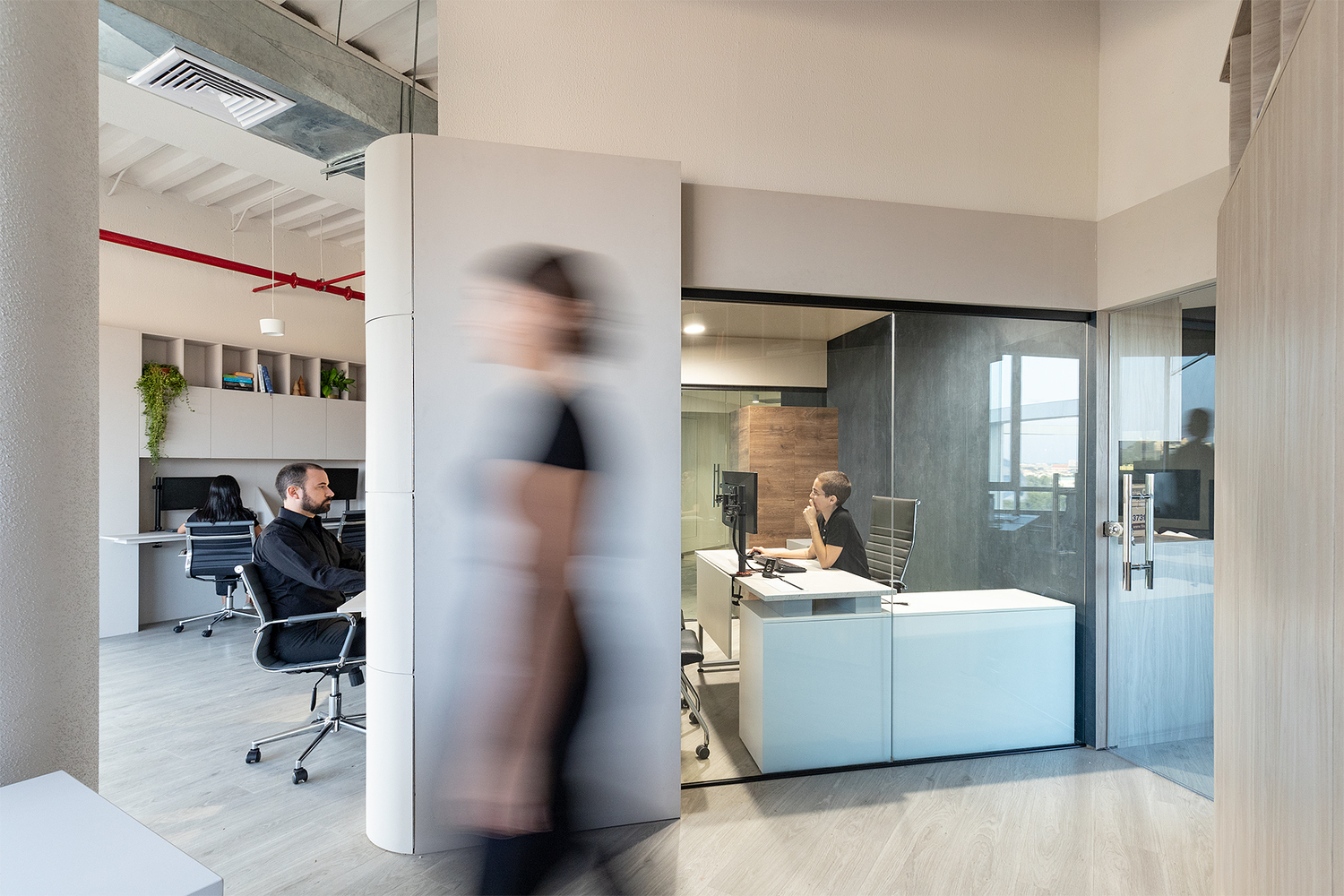 2022 年厄瓜多尔金融公司办公室设计-13