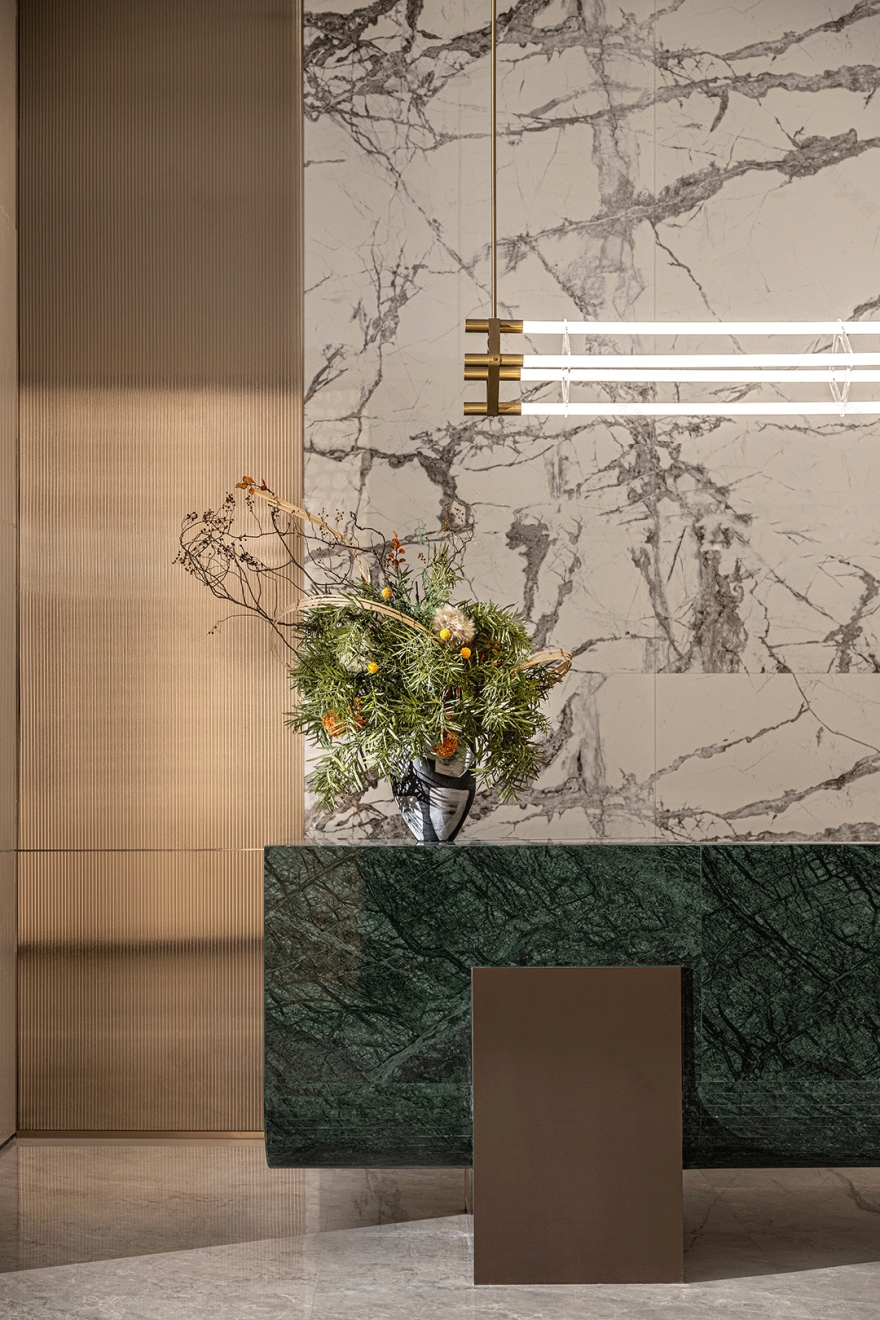 青岛天一仁和·云玺天颂售楼处丨中国青岛丨柯翊设计-9