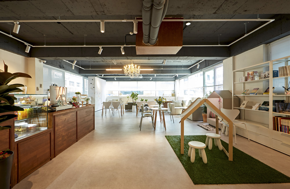 极简主义的 30 平米咖啡馆 | 韩国设计师的室内设计杰作-3