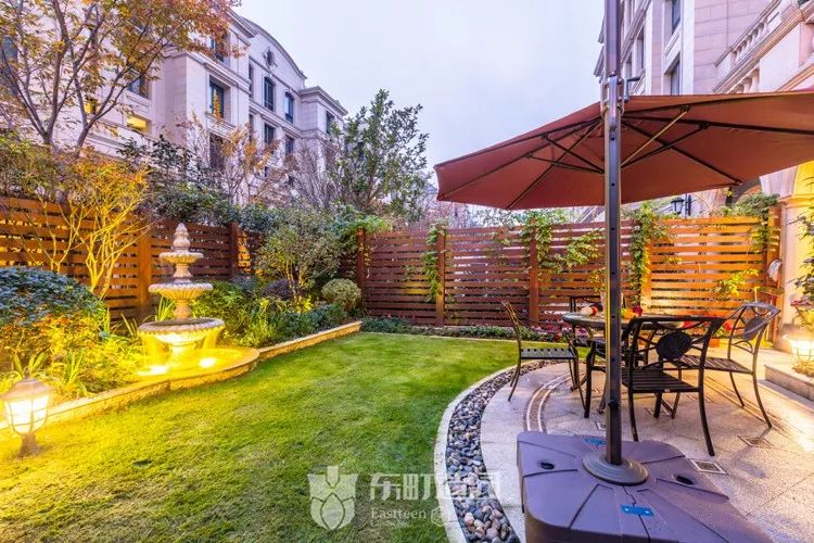 花园景观灯选择与搭配技巧,点亮你的梦想花园-14