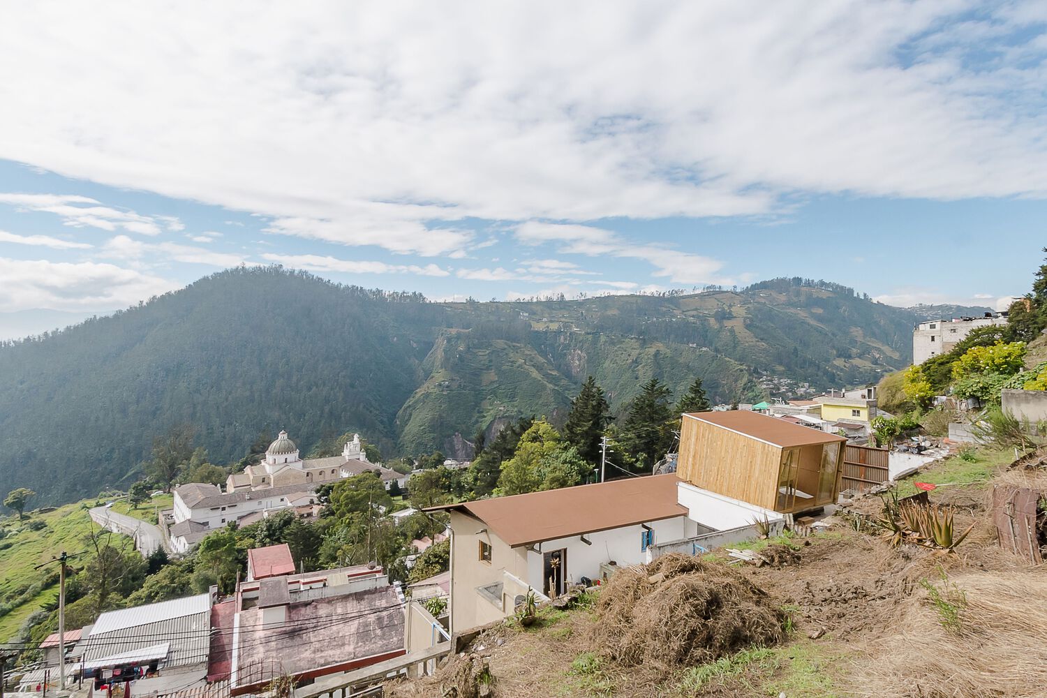 厄瓜多尔 Quito 城市更新 | Studio House Guápulo 改造设计-8