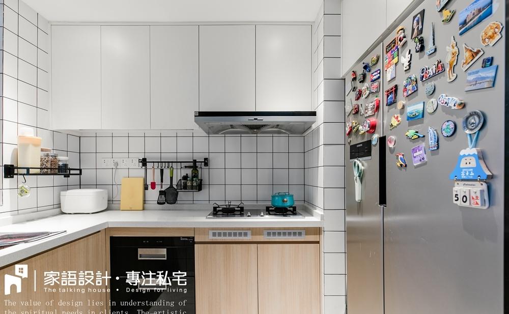 糖果色平层精装房丨中国广州丨广州家语设计-18