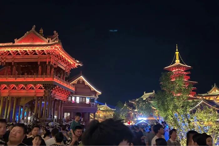 光影织就礼乐图：景区亮化中的传统仪轨再现-6