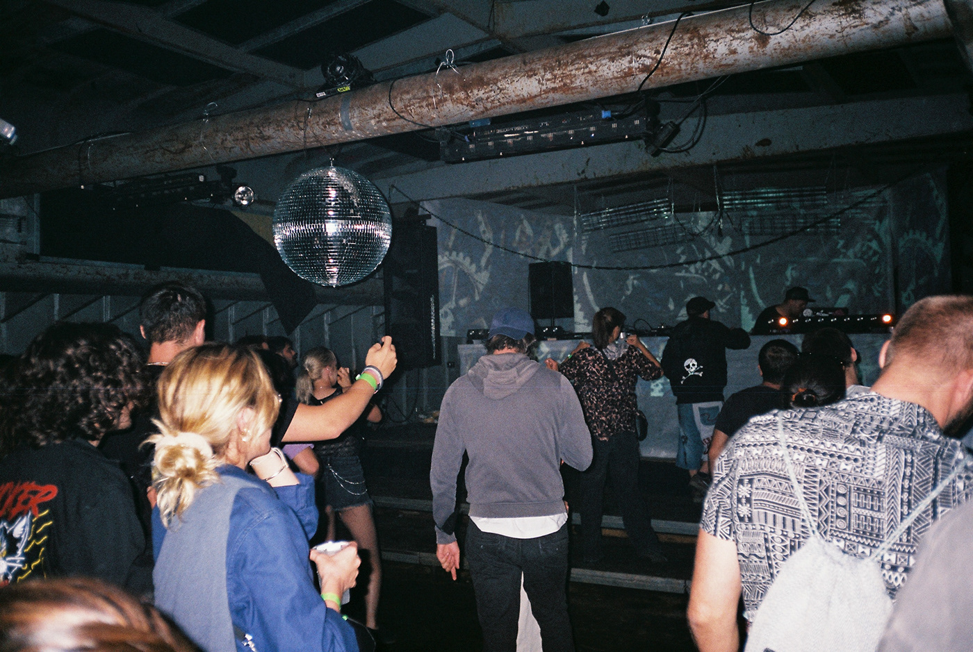 复古与现代的完美融合丨@datdrawboi-2