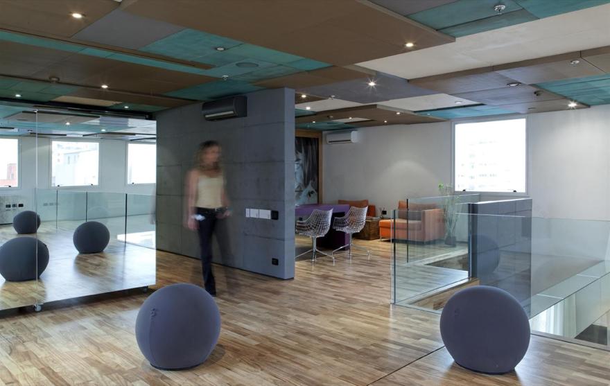 帕特里夏·森图里昂工作室-13