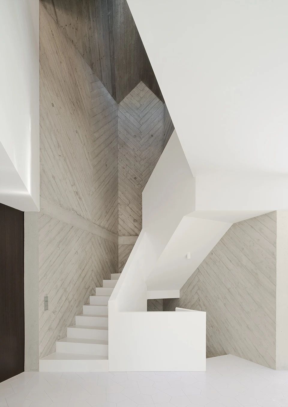 Pool Leber建筑事务所 | 理性与诗意的完美结合-156