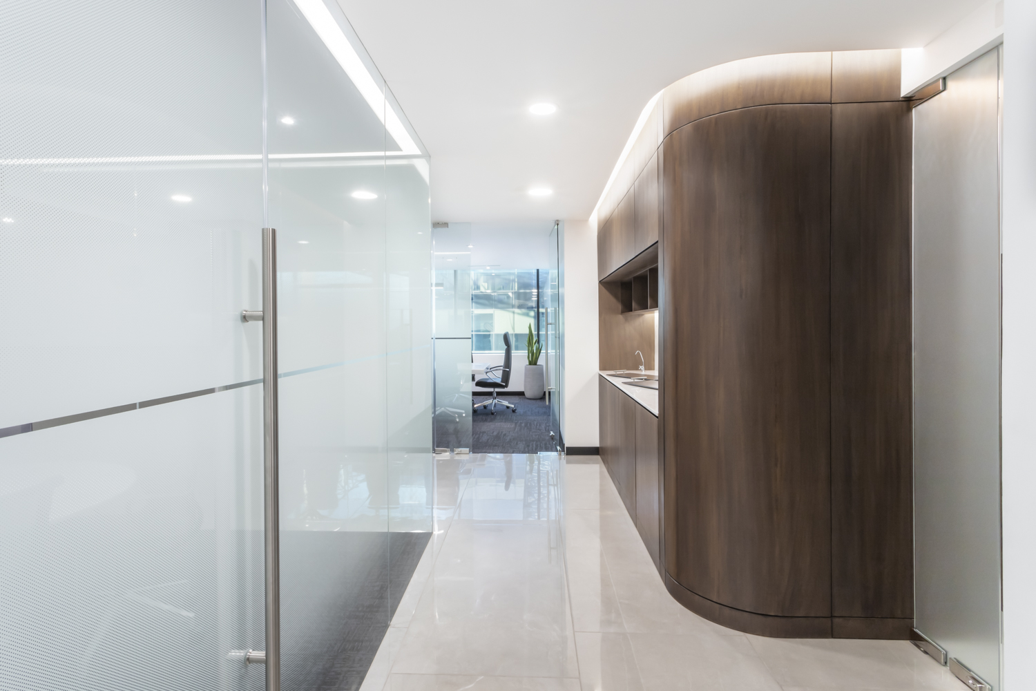 创新法律事务所设计，打造信任与宁静空间-19