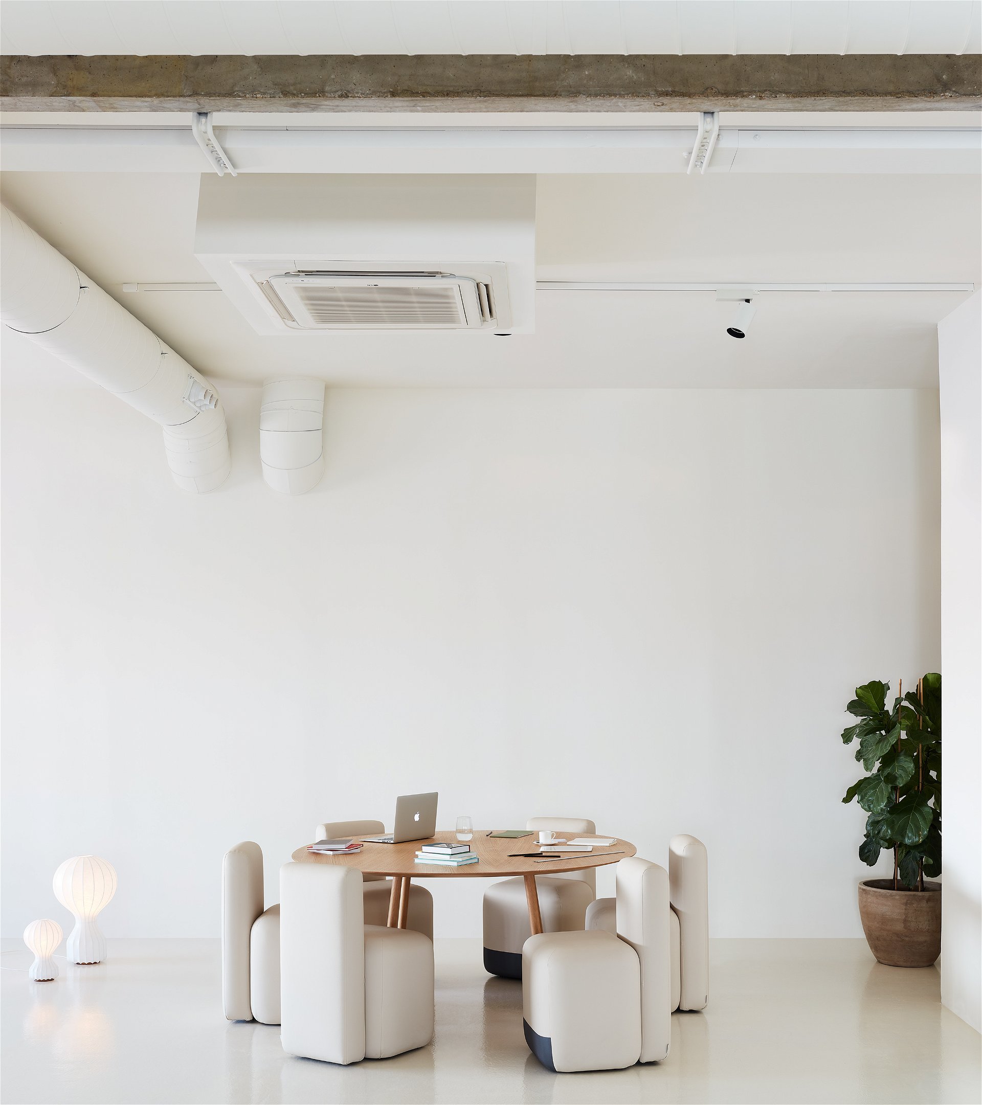 Season chair - Love That Design-18