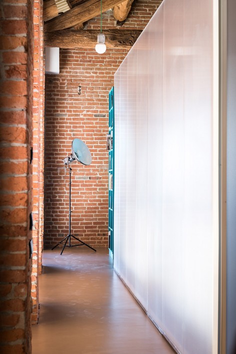 摄影工作室 & 谷仓的华丽转身,UNO8A-9