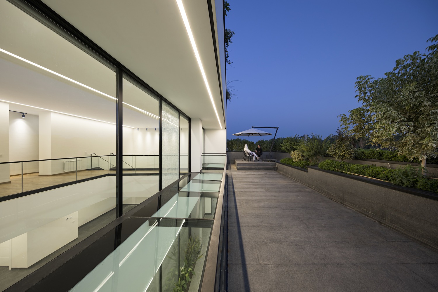 Tehran 市区双层绿色别墅设计-26