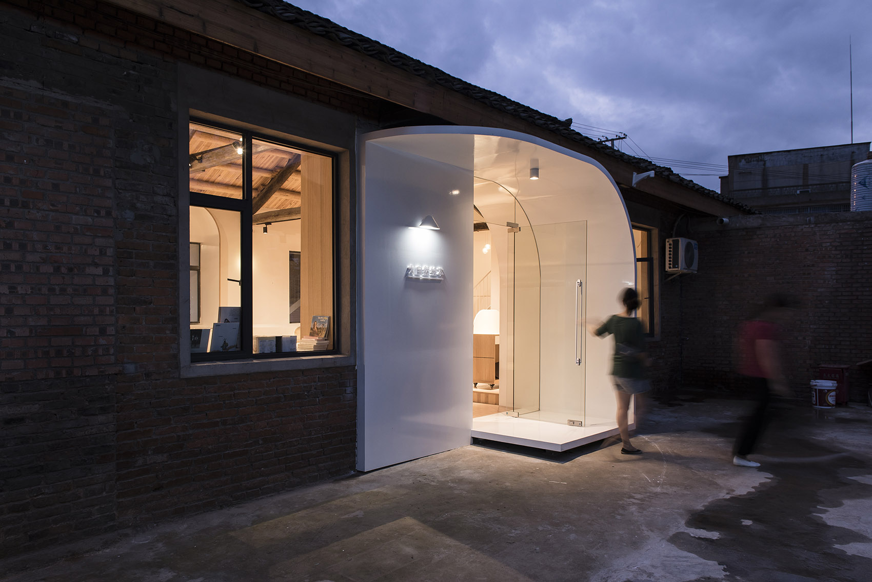 “小城故事”：两座旧厂房的新生，贵州 / 未来以北工作室-95