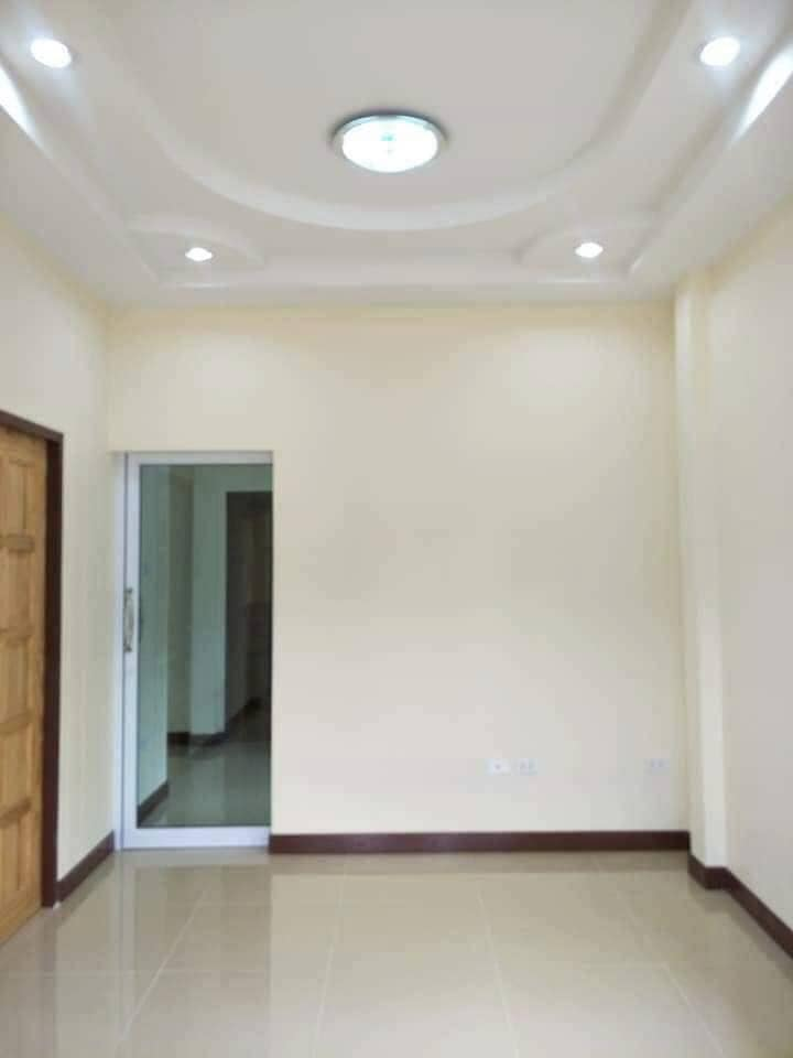 500 万新婚夫妇适用的粉色系 4 层住宅-16