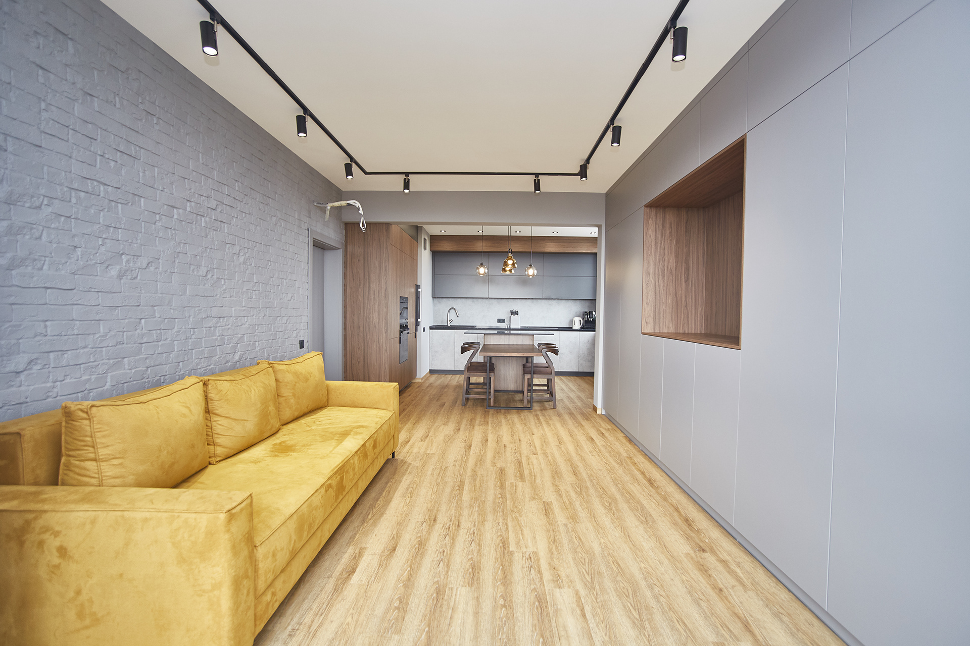 APARTMENT "HORIZON": 65 sq.m (Real)-40