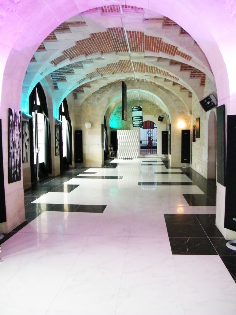 法国 Rochecorbon 四星级艺术酒店,精致 altreforme 产品打造创意空间-5