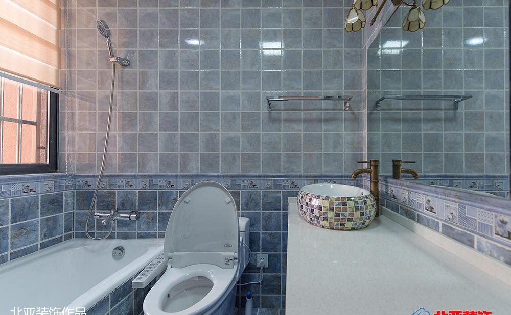 地中海风格 120㎡家居设计,白色调与蓝色元素打造浪漫空间-3