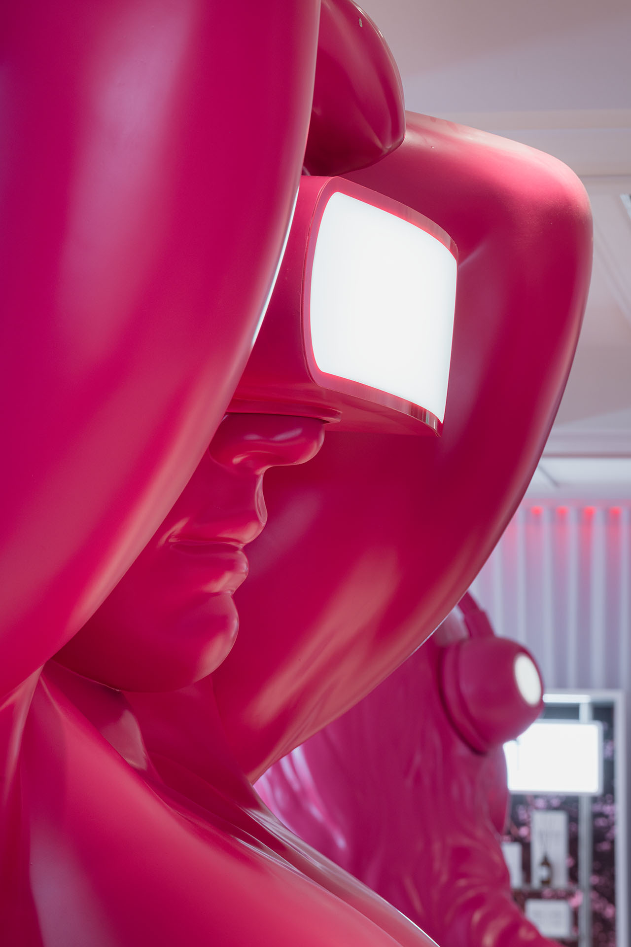 WOW 在线购物体验店丨西班牙马德里丨External Reference-7