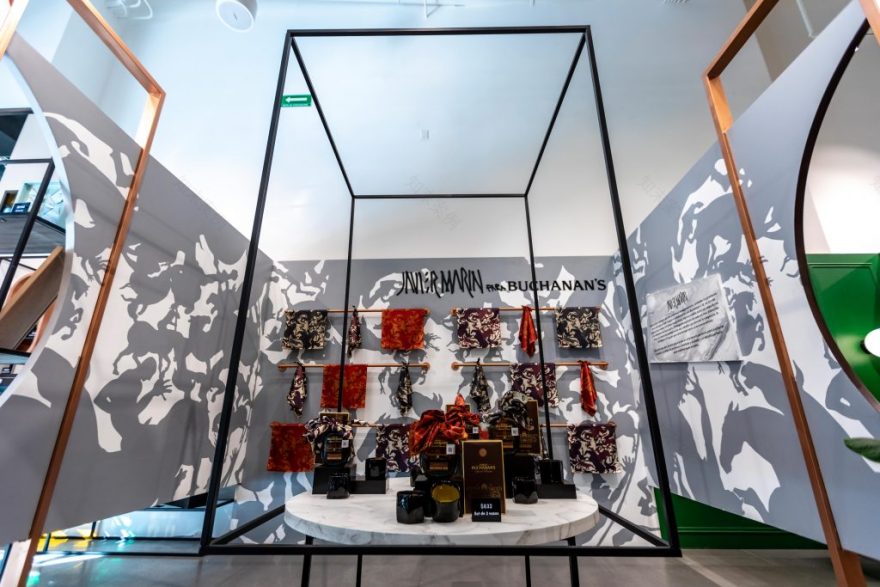 墨西哥设计盛宴 | Buchanan’s 18 在 Guadalajara 的“The gift of being present”展览-13