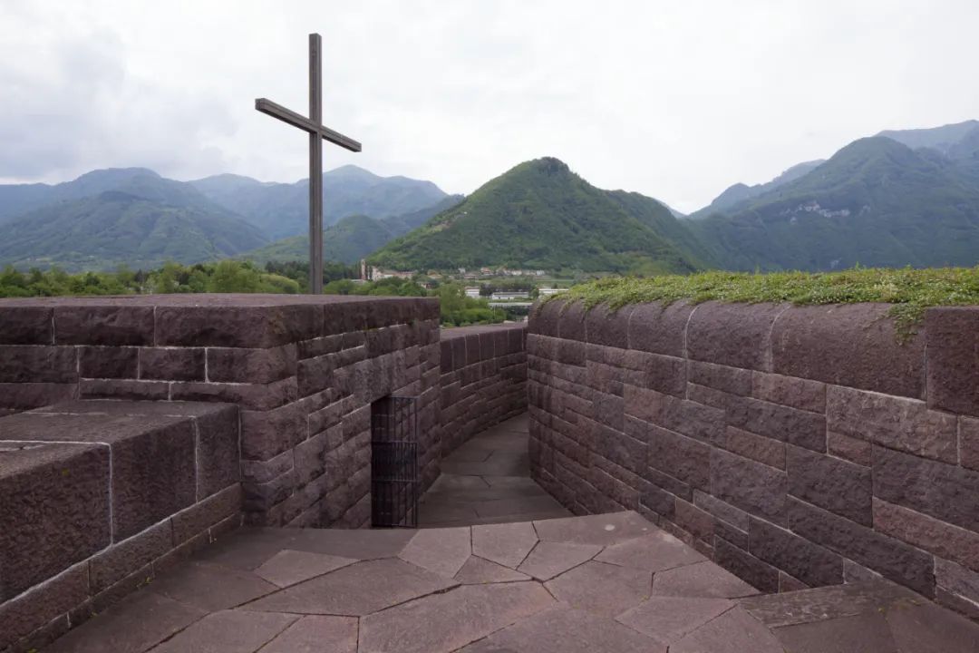 永续的场地 · 探索墓葬建筑的生死哲学丨阿根廷-13