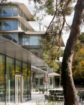 苏黎世 Bellerivestrasse 36 大楼丨瑞士苏黎世丨C.F. Møller Architects