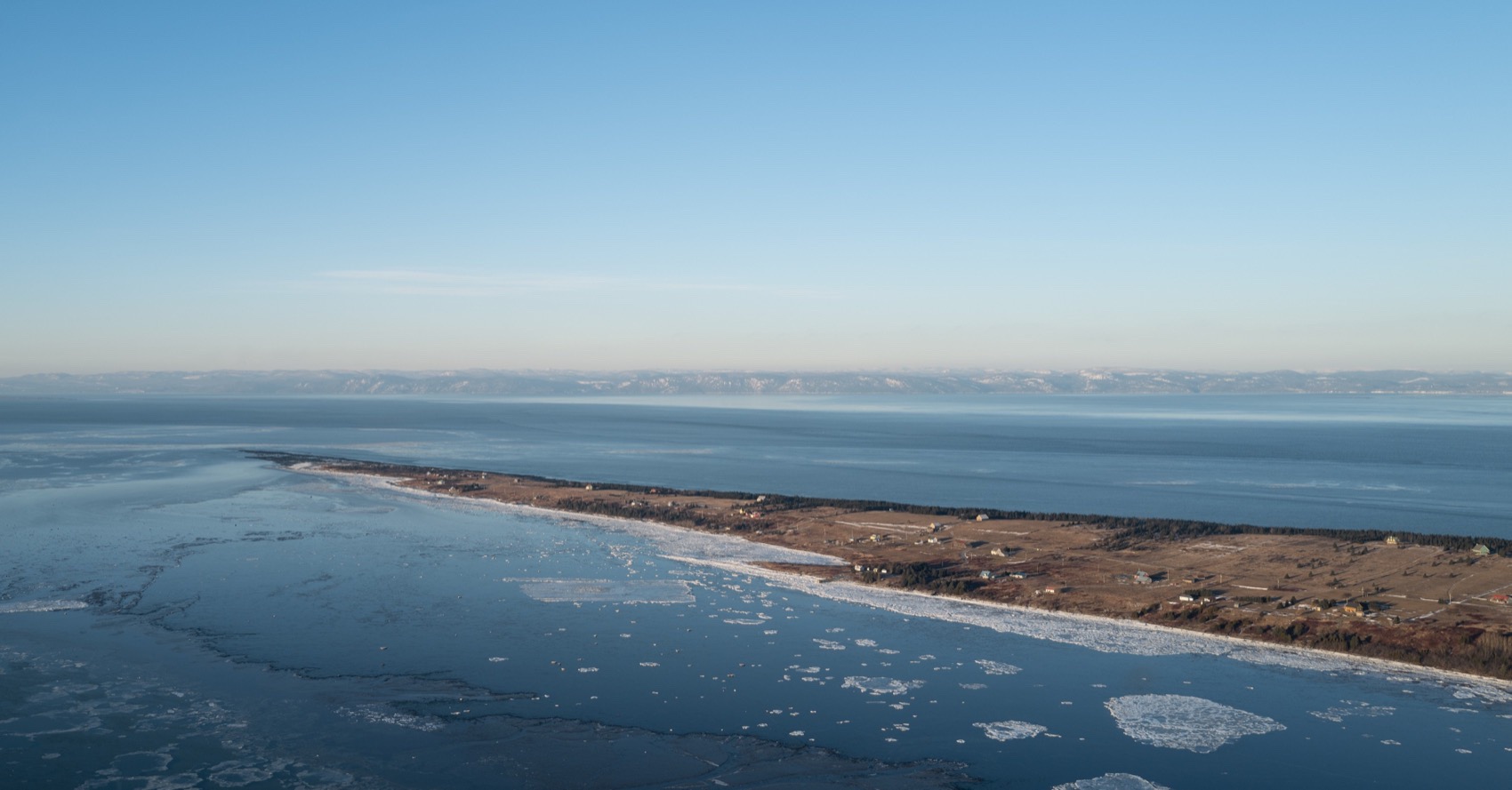 与绿岛居民共创的“烟熏屋”临时装置丨加拿大丨Atelier Pierre Thibault-90