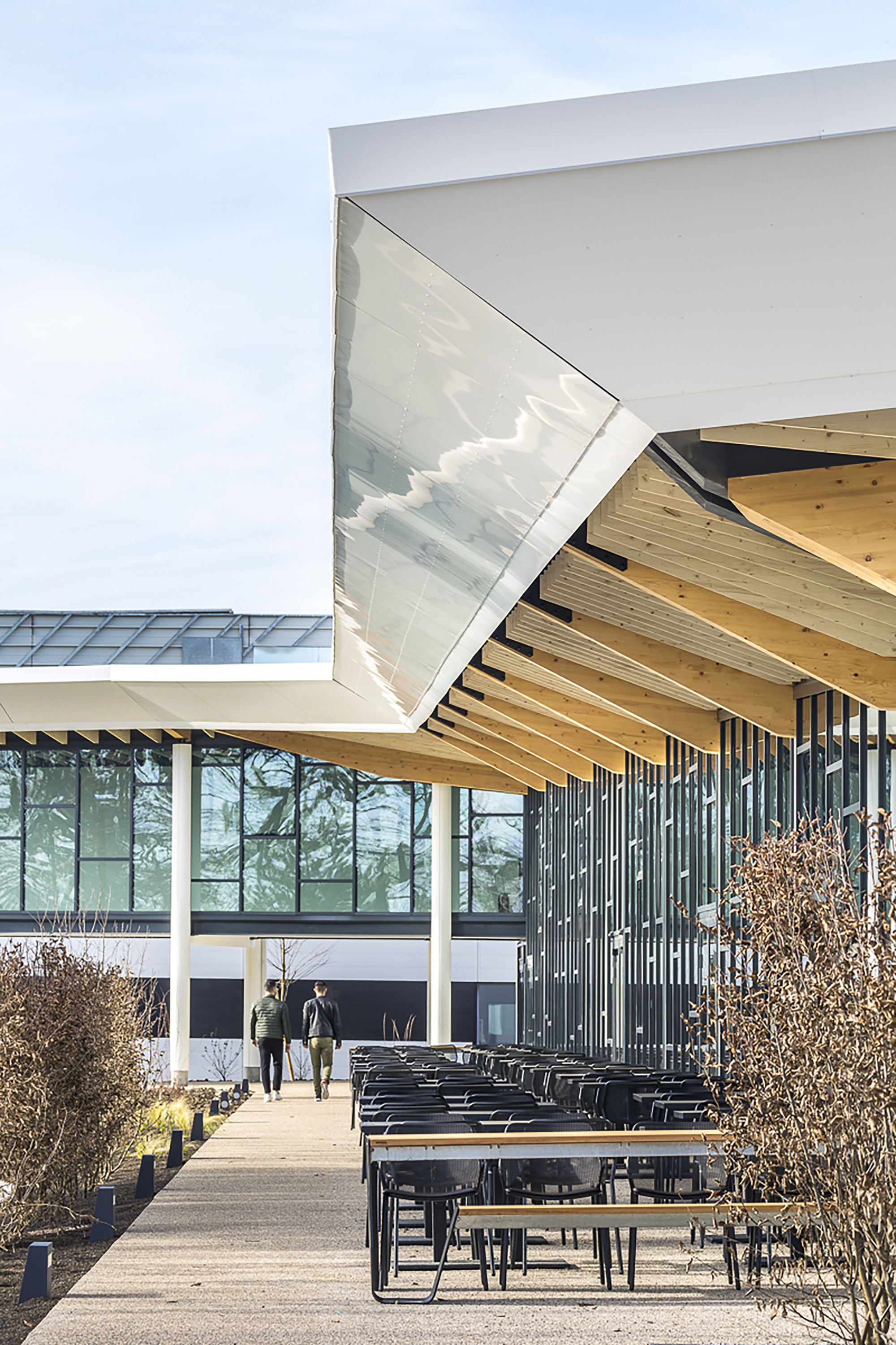 Parfums Christian Dior Company Restaurant  / Palissad Architectures-32