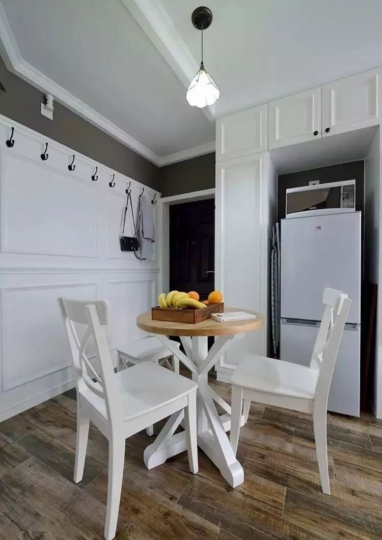 厨房冰箱摆放设计，20 款案例参考-14