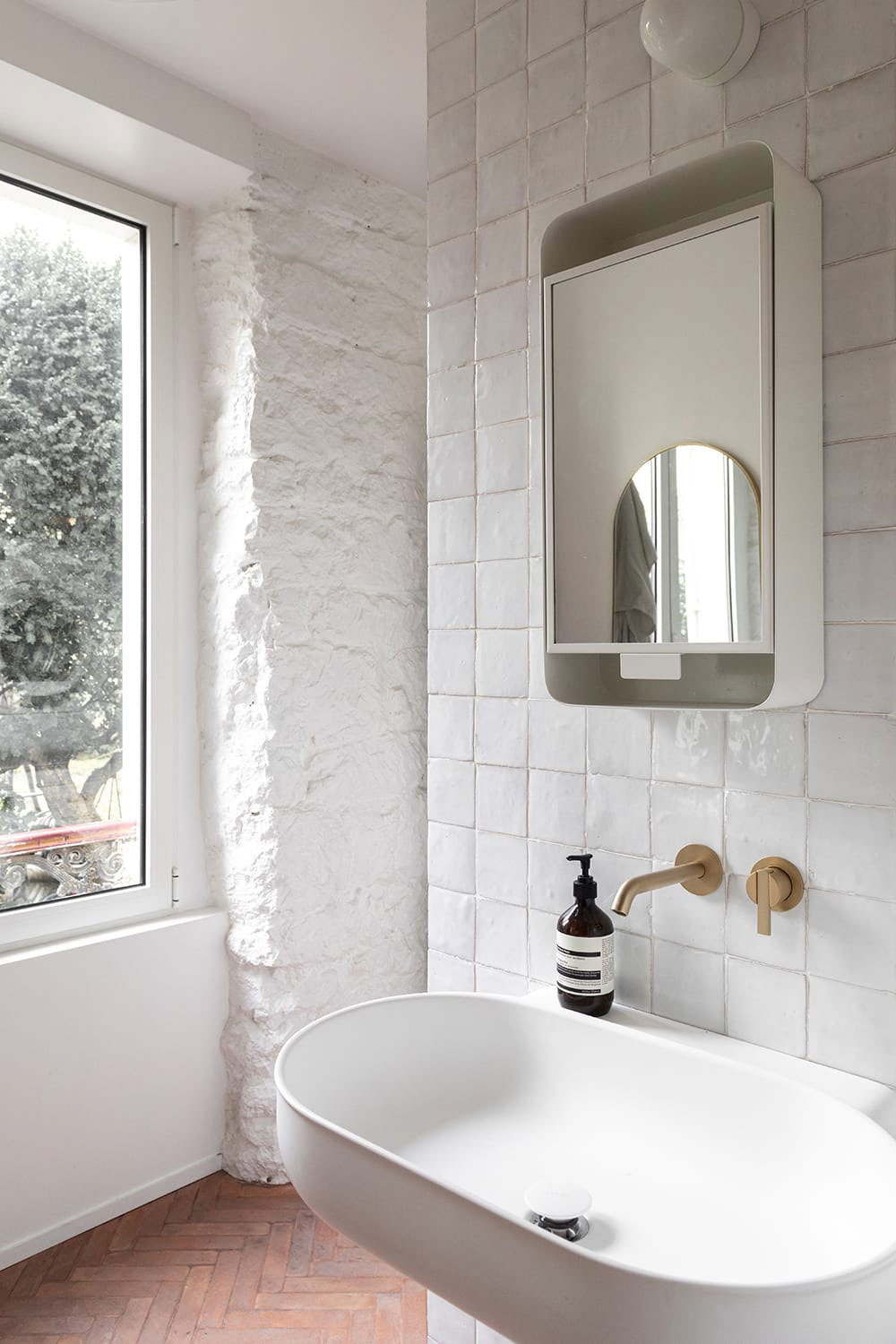 巴黎明亮现代公寓的独特设计-22