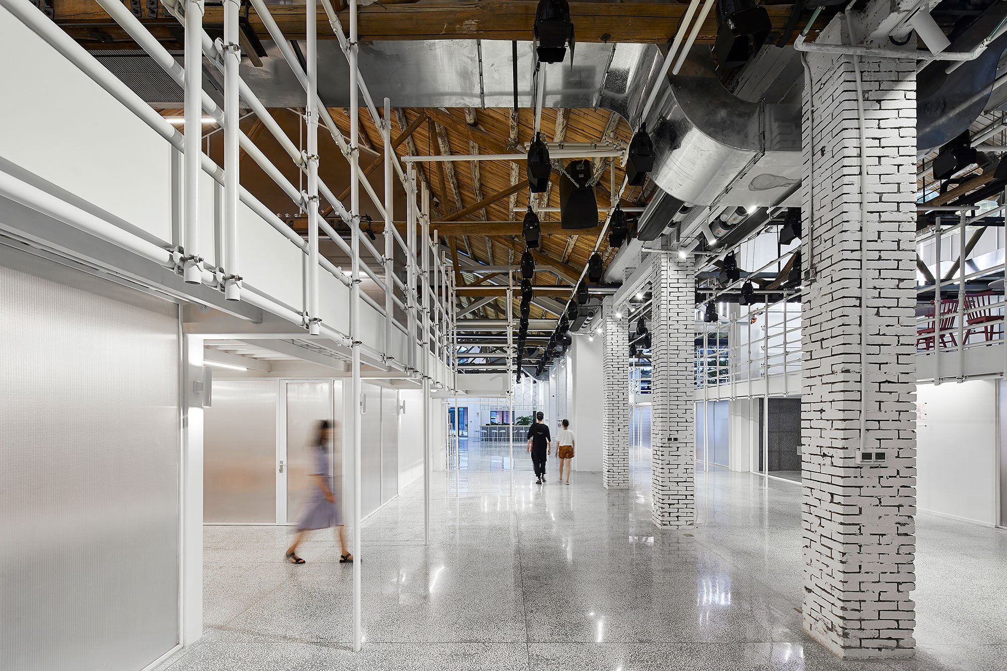 UOOYAA的新总部 | X&Collective-11