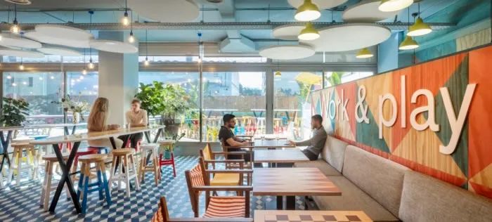 巴塞罗那“海滩风情”办公室设计丨西班牙巴塞罗那丨EL EQUIPO CREATIVO-14