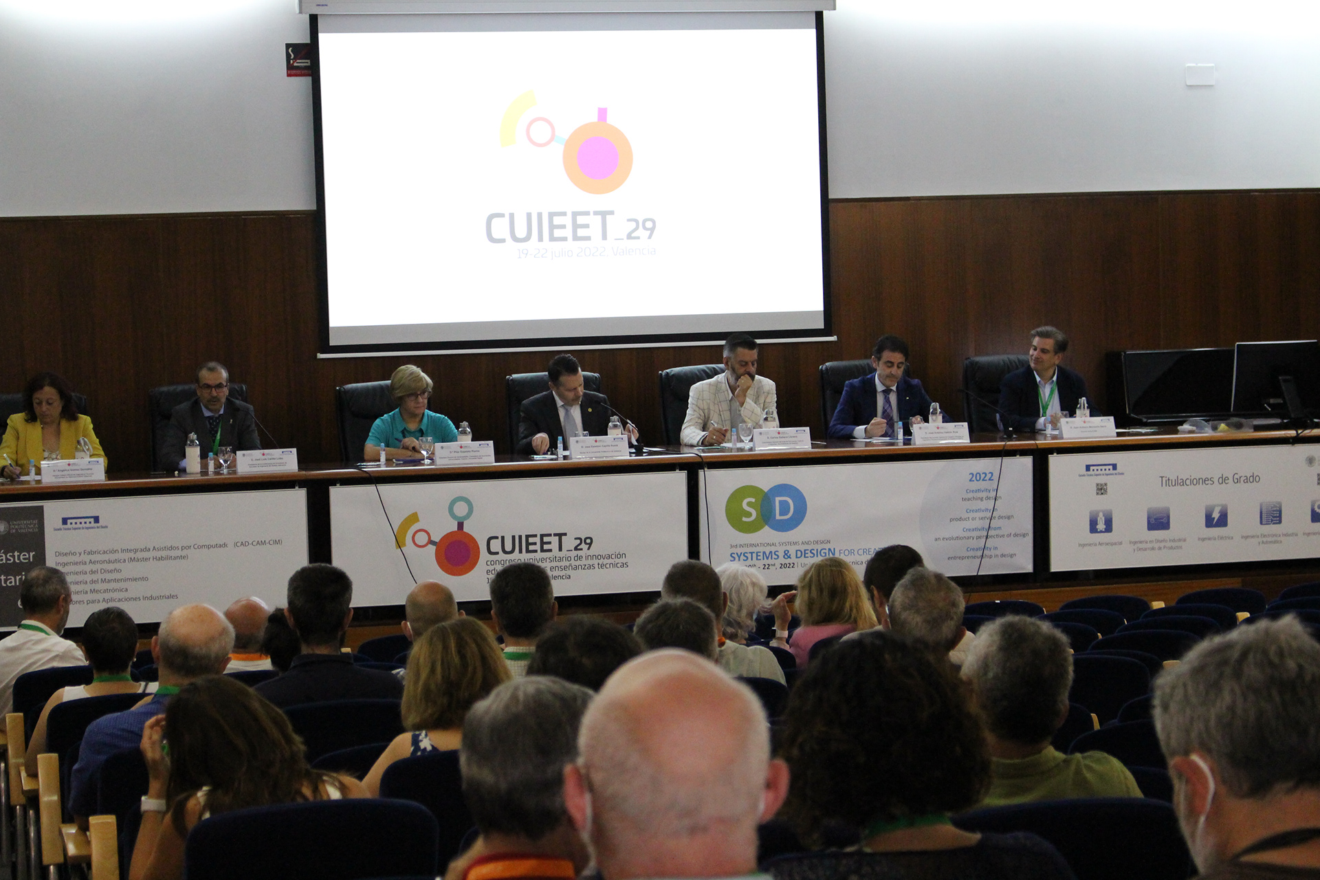 CUIEET·29 · 教育技术创新大学大会设计规划丨西班牙丨YUDesign(由10名学生在Begoña Sáiz教授指导下完成)-31