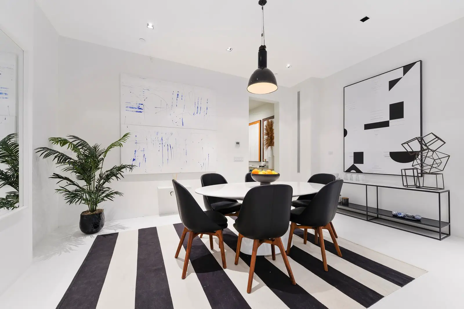 纽约上东区历史建筑的现代艺术改造-9