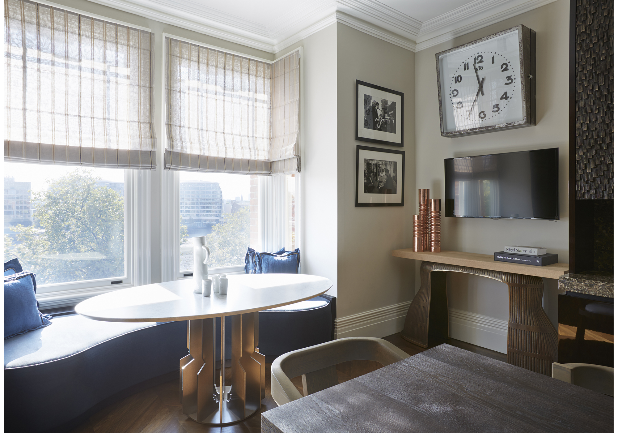 CHELSEA, LONDON GRADE II LISTED APARTMENT Fiona Barratt Interiors-8