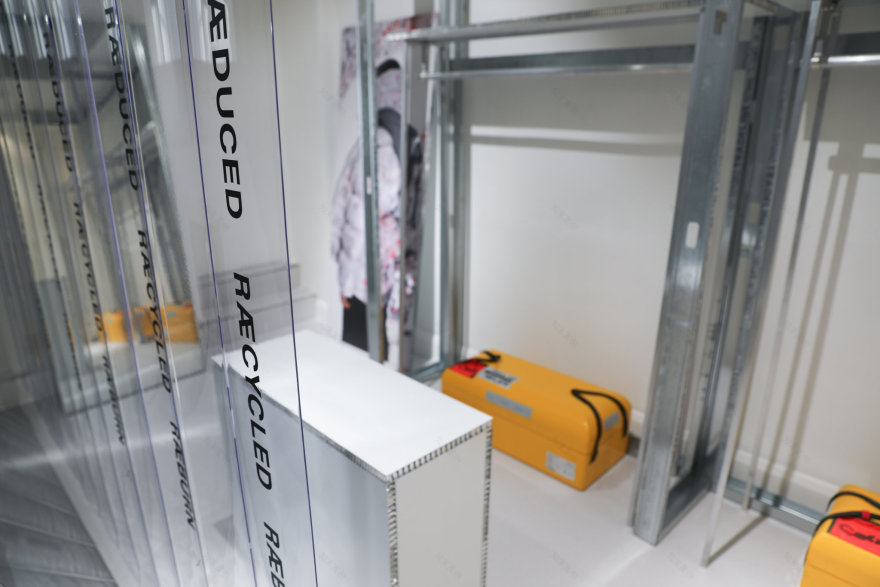 伦敦 RÆBURN 环保可回收商店环境设计-7