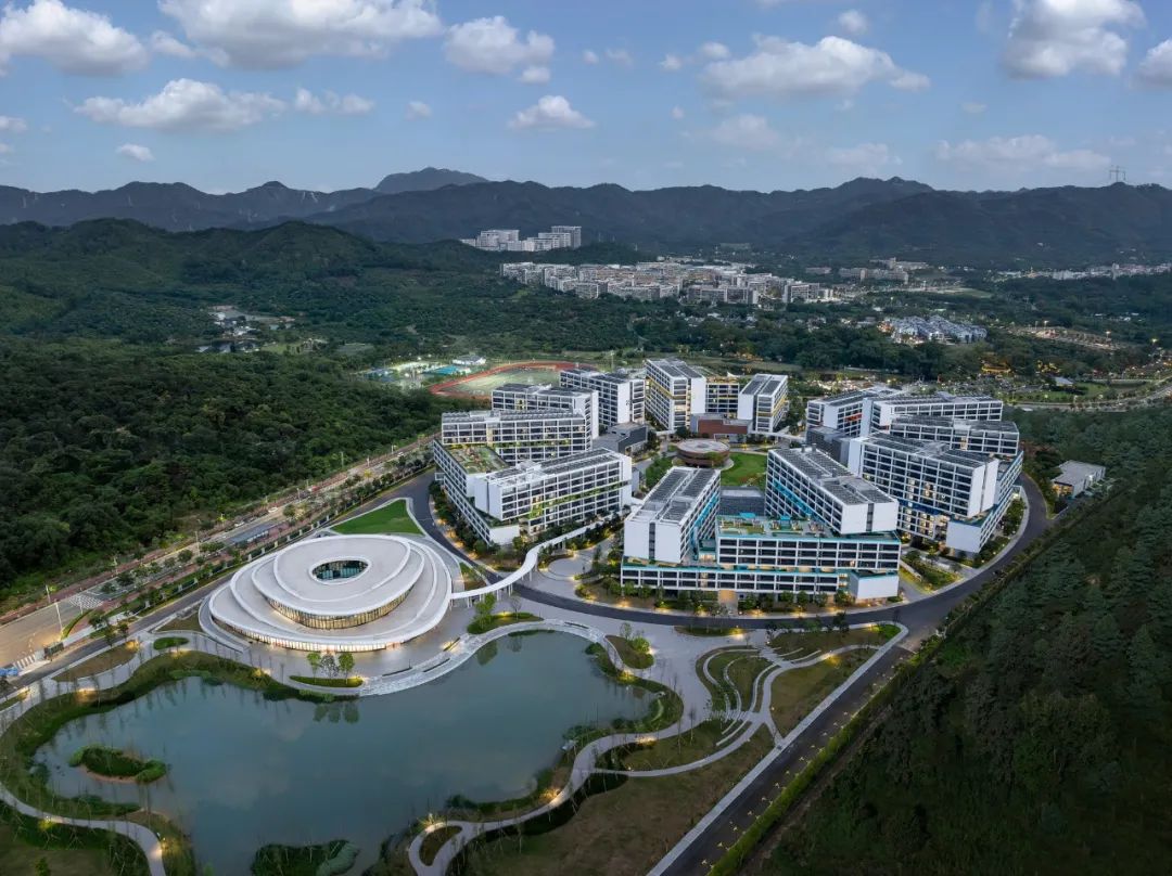 北师香港浸会大学二期校园丨中国珠海丨Aedas,广东德晟建筑设计研究院-44
