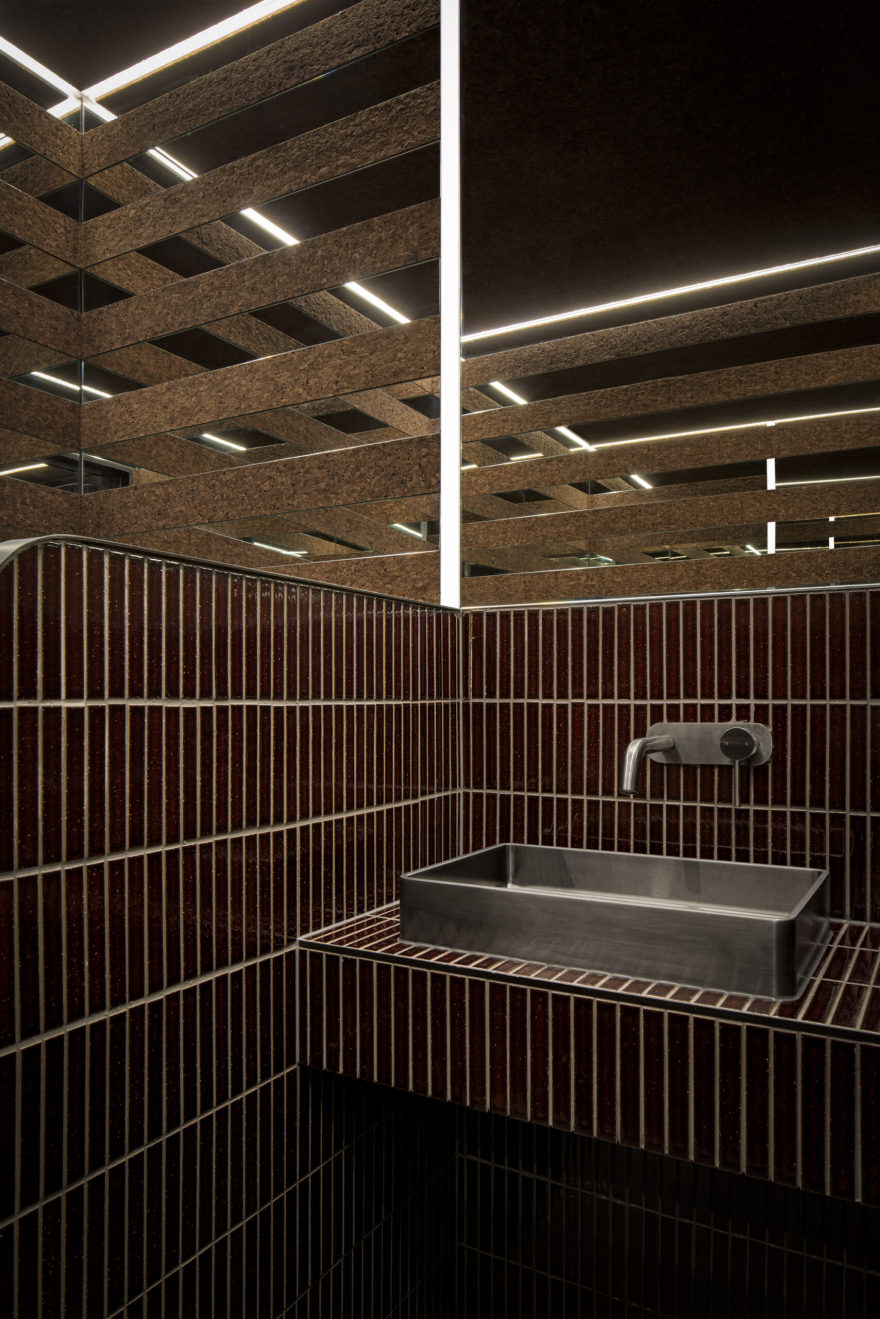 黑色代码晨间酒吧-33