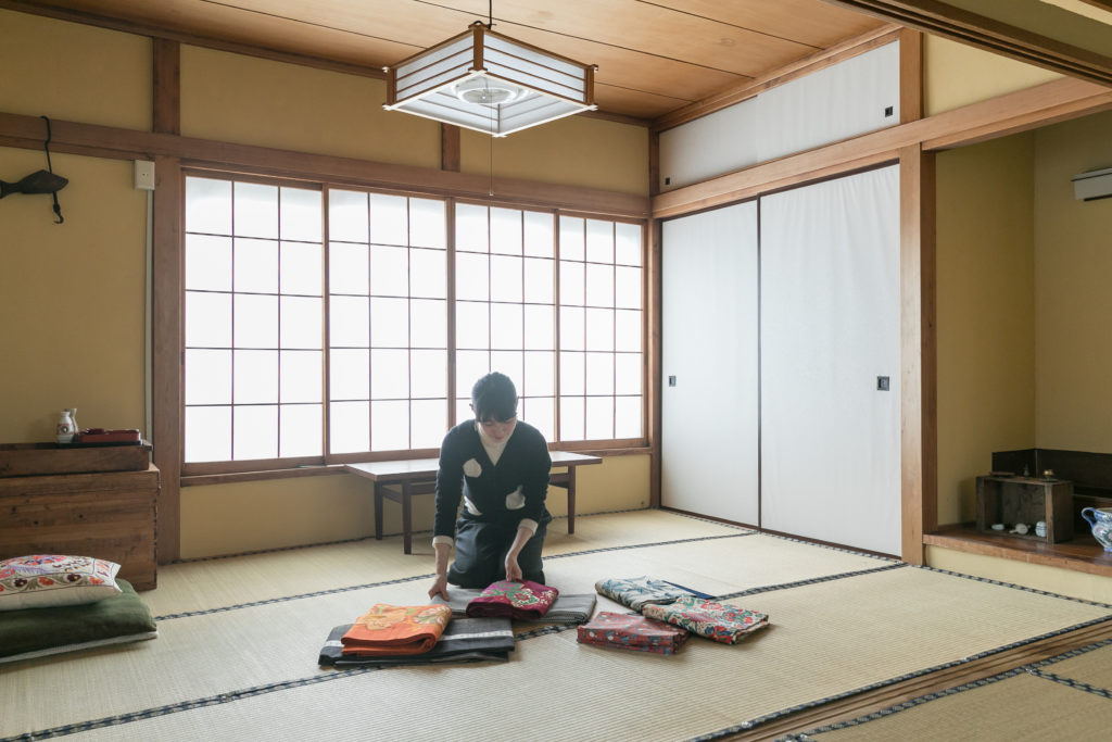 DIYを楽しむ家築60年以上の古民家で 改装をケーススタディ | DIY | 100%LiFE-9