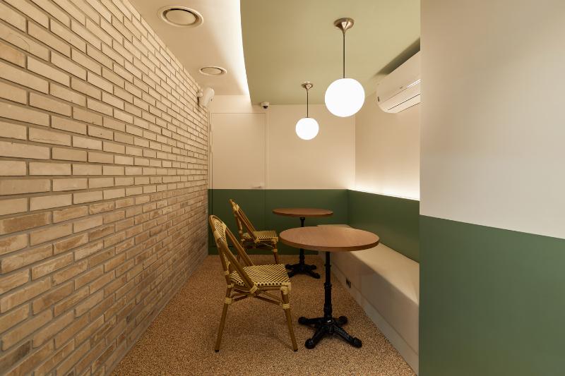 五十大气简洁的绿色餐厅设计-12