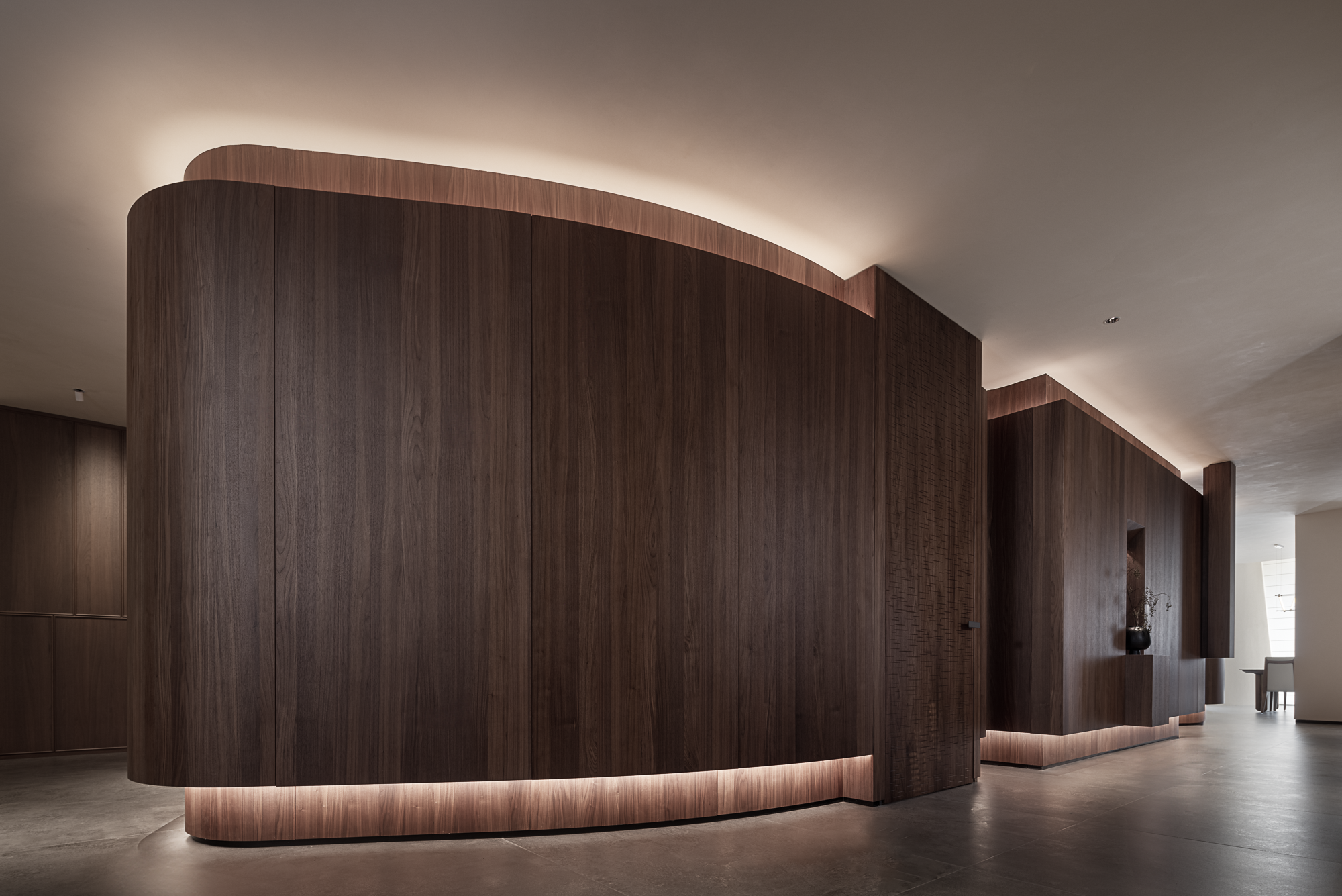 莫霞·木集:榫卯解构当代木作整装定制展厅丨中国杭州丨杭州时上建筑空间设计事务所-2