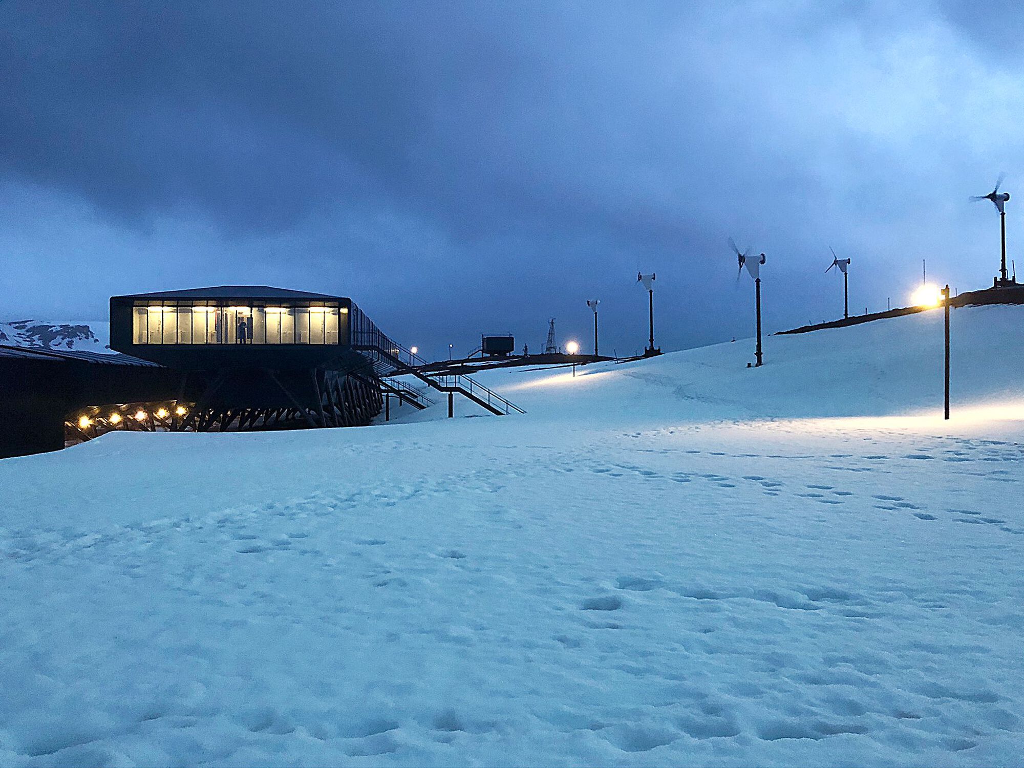 Comandante Ferraz Antarctic Station / Studio 41-60