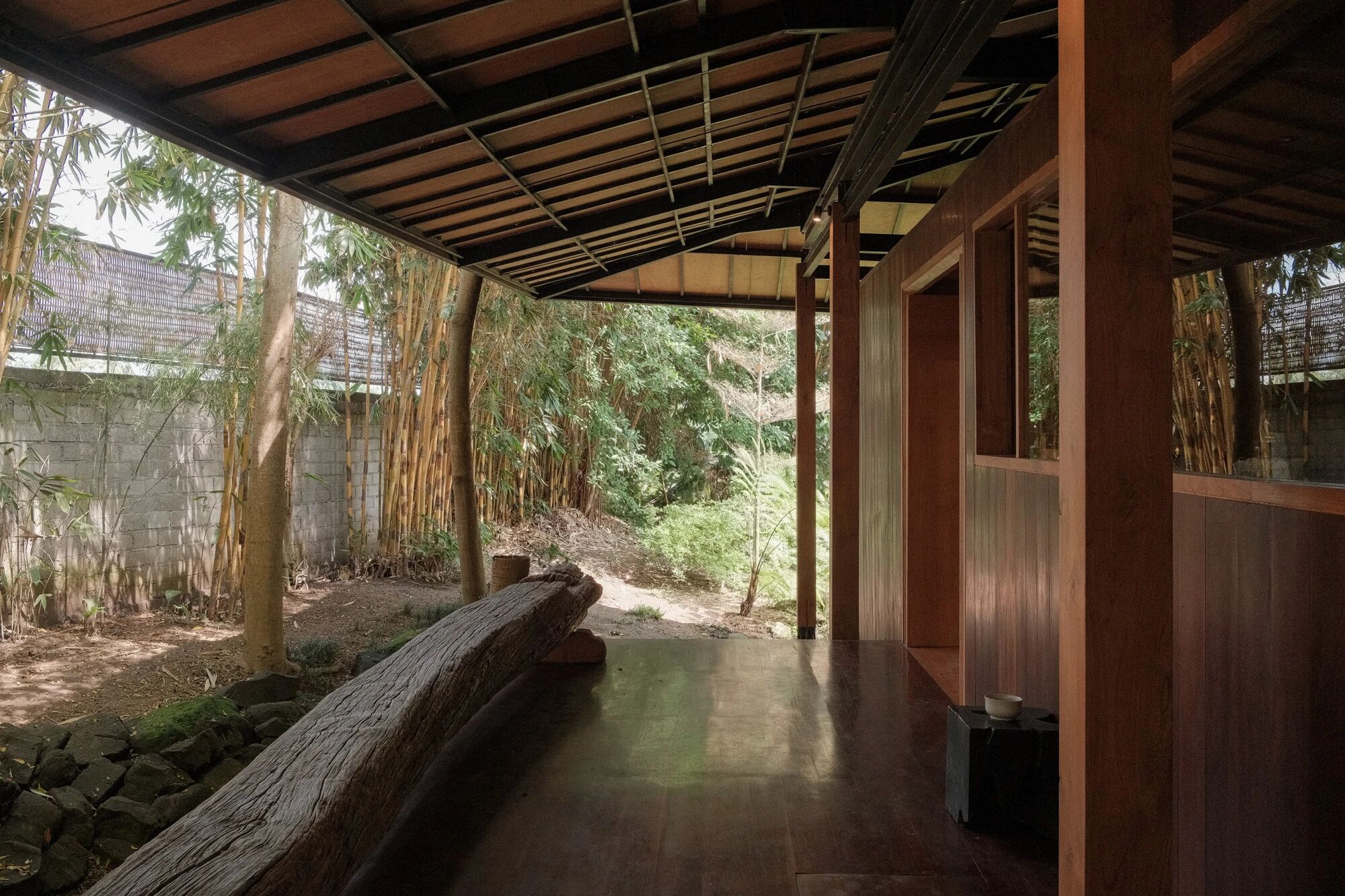 巴厘岛靛染艺术家夫妇 Tian Taru 私宅丨印度尼西亚巴厘丨Conchita Blanco-17