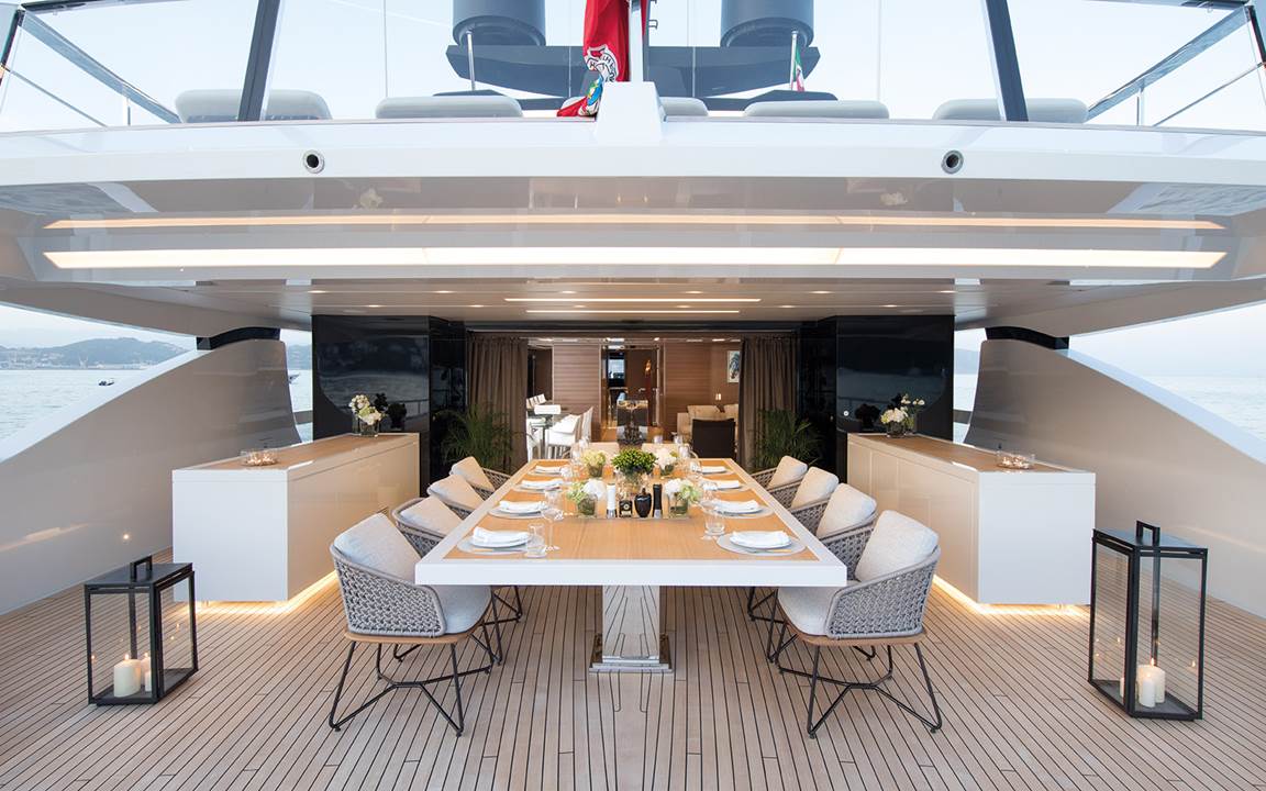 YACHT SEVEN SINS Minotti-4