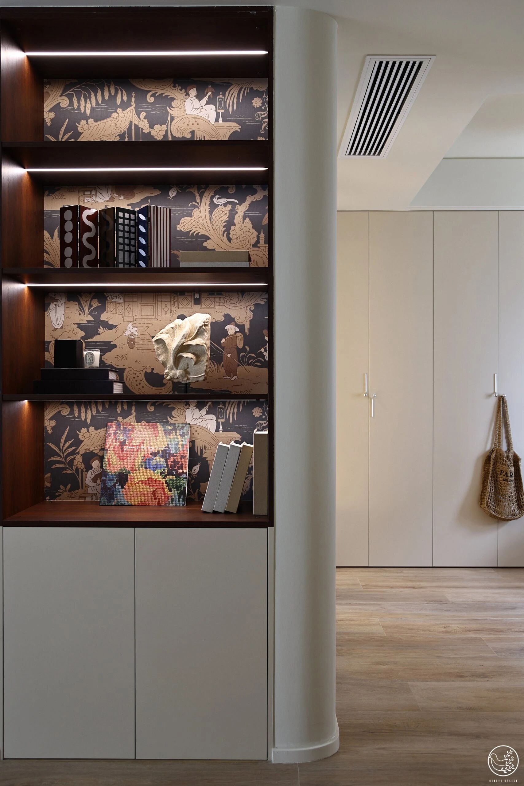 复古且时髦，在松弛与精致之间游刃有余-49