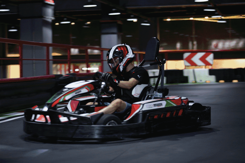 不需要驾照也能一路狂飙,让我们一起上演沙特版速度与激情!-9